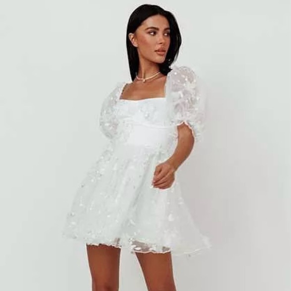 White Puff Sleeve Dress